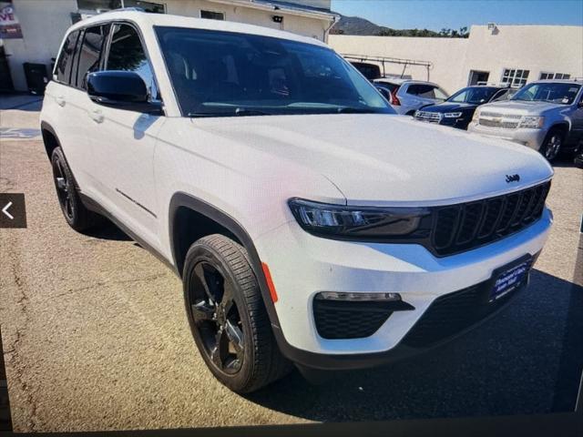 2023 Jeep Grand Cherokee Limited 4x2