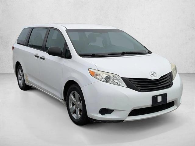 2015 Toyota Sienna L 7 Passenger