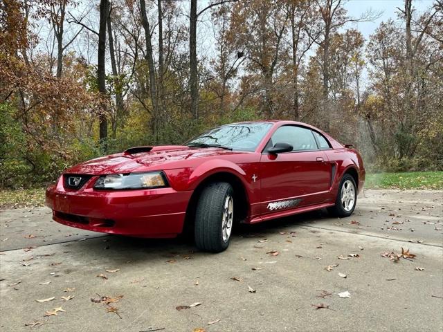 2003 Ford Mustang Base 2003 Ford Mustang Base