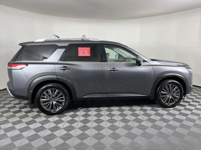 2024 Nissan Pathfinder SL FWD