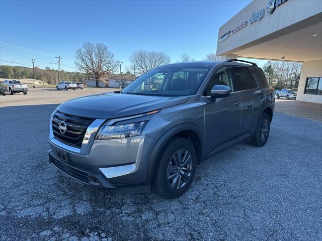 2024 Nissan Pathfinder SV FWD