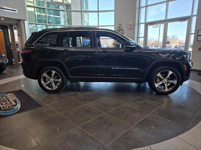 2025 Jeep Grand Cherokee Limited 4x4 2025 Jeep Grand Cherokee Limited 4x4