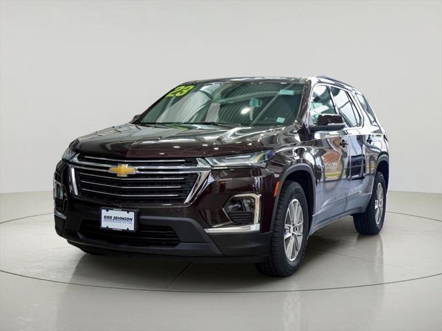 2023 Chevrolet Traverse AWD LT Cloth
