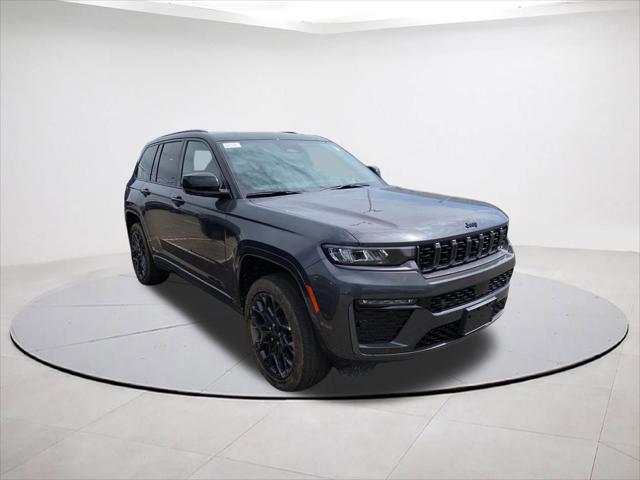 2026 Jeep Grand Cherokee GRAND CHEROKEE SUMMIT 4X4
