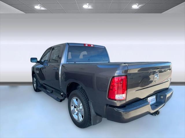 2018 RAM 1500 Express Crew Cab 4x4 57 Box 2018 RAM 1500 Express Crew Cab 4x4 57 Box
