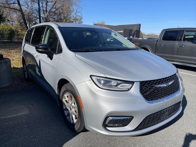 2024 Chrysler Pacifica Touring L 2024 Chrysler Pacifica Touring L