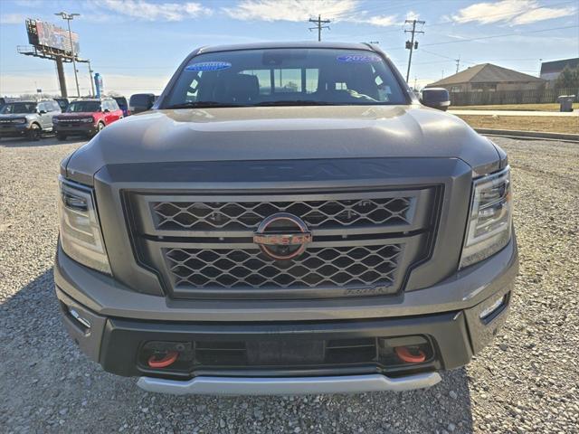 2023 Nissan TITAN Crew Cab PRO-4X 4x4