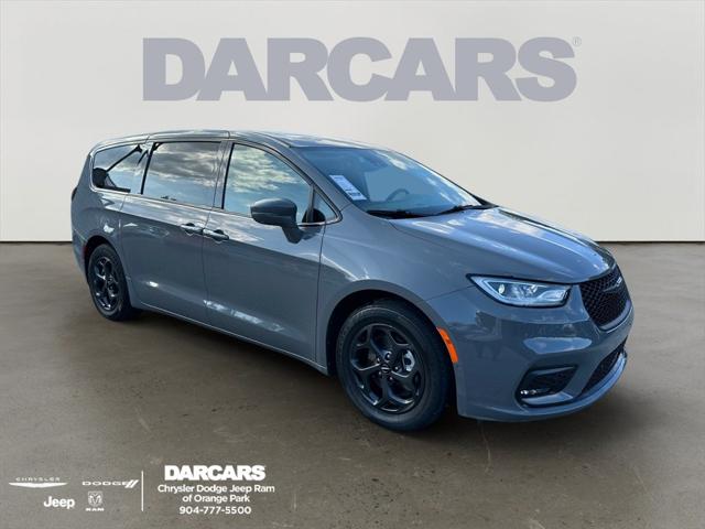 2022 Chrysler Pacifica Hybrid Limited