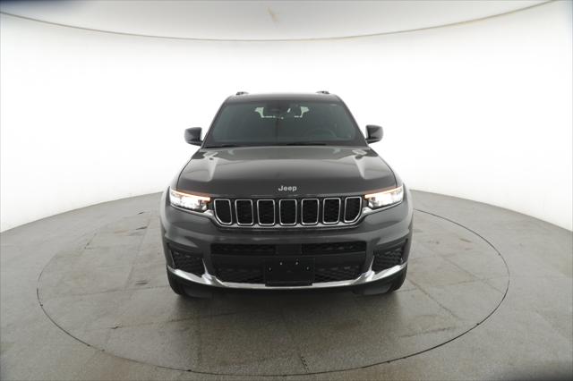 2025 Jeep Grand Cherokee GRAND CHEROKEE L LAREDO X 4X2