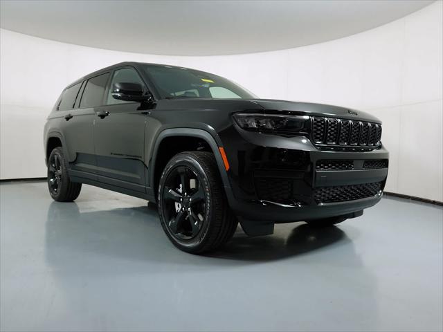 2025 Jeep Grand Cherokee L Altitude 4x4