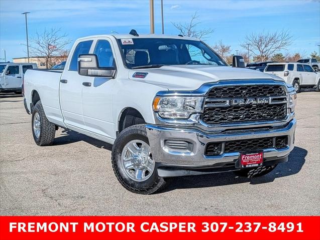 2023 RAM 2500 Tradesman Crew Cab 4x4 8 Box