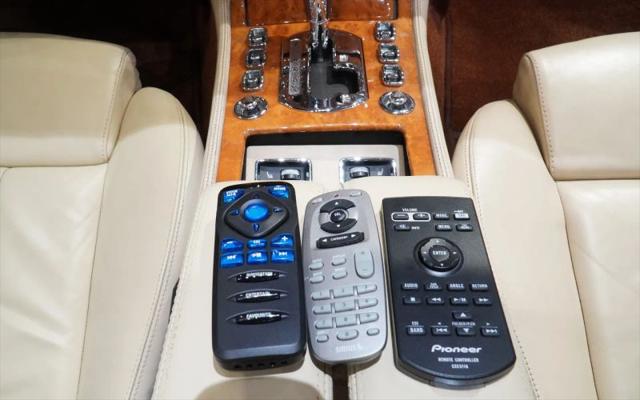 2008 Bentley Azure Base