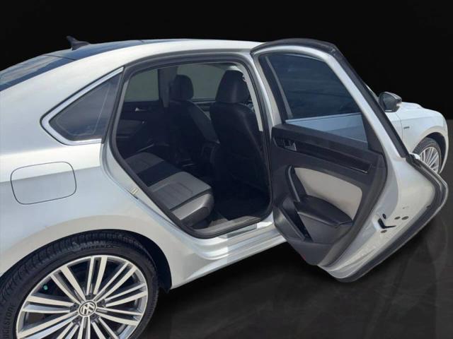 2015 Volkswagen Passat 1.8T Sport