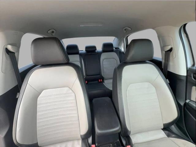 2015 Volkswagen Passat 1.8T Sport