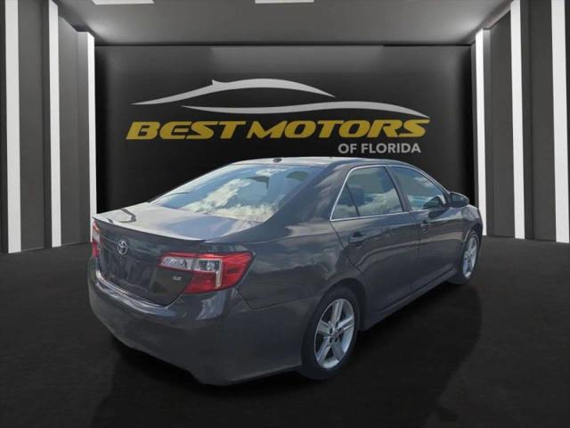 2013 Toyota Camry SE