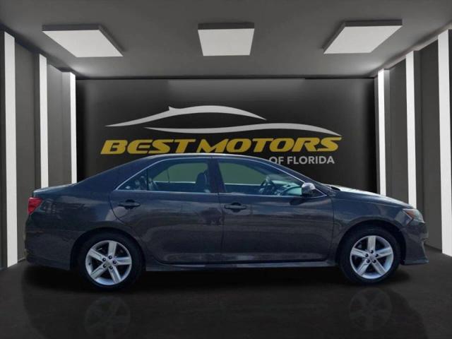 2013 Toyota Camry SE