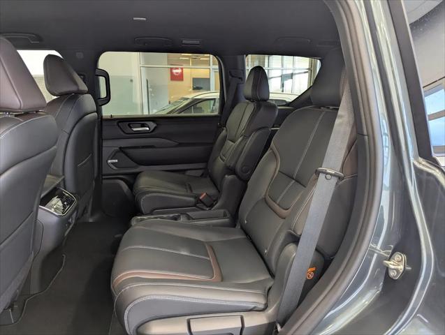 2025 Nissan Armada SL 4WD