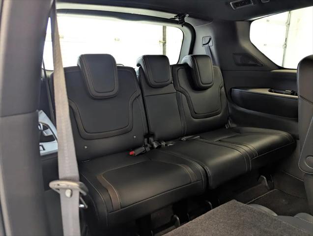2025 Nissan Armada SL 4WD