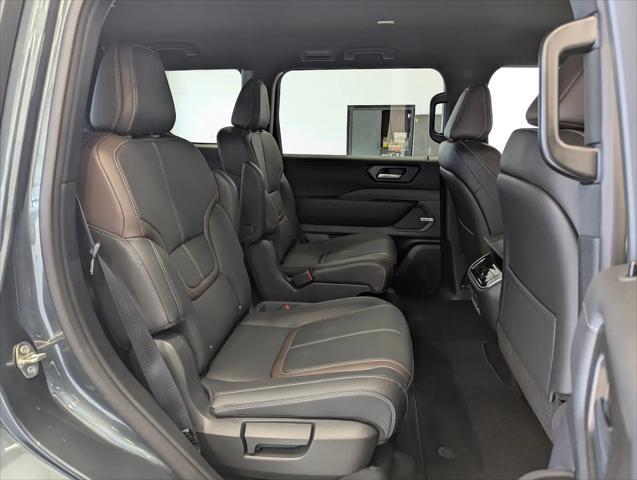 2025 Nissan Armada SL 4WD