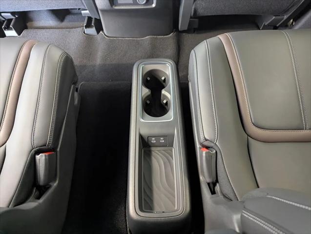 2025 Nissan Armada SL 4WD