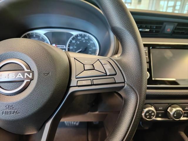 2025 Nissan Kicks S