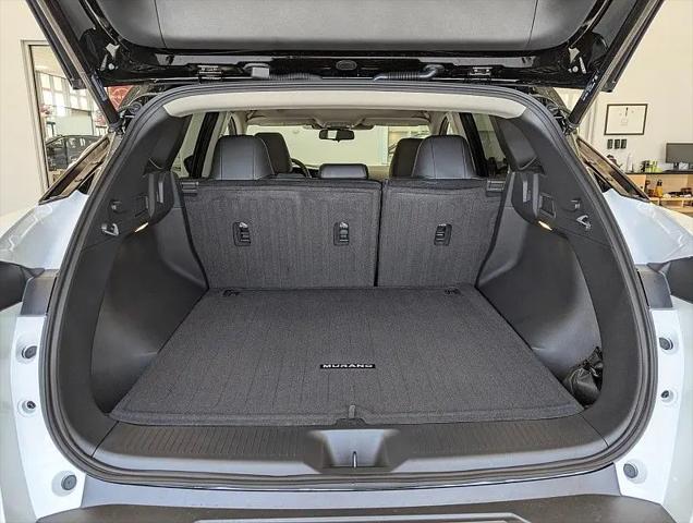 2025 Nissan Murano SL