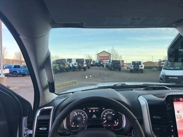 2026 Ram 1500 Tungsten Crew Cab 4x4 5'7" Box