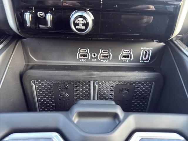 2026 Ram 1500 Tungsten Crew Cab 4x4 5'7" Box