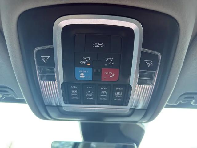 2026 Ram 1500 Tungsten Crew Cab 4x4 5'7" Box