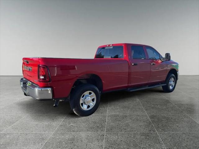 2026 Ram 3500 Tradesman Crew Cab 4x4 8' Box