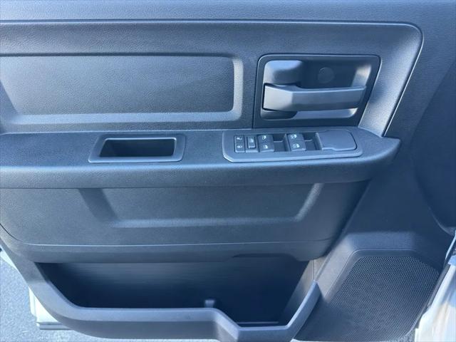 2026 Ram 3500 Tradesman Crew Cab 4x4 8' Box