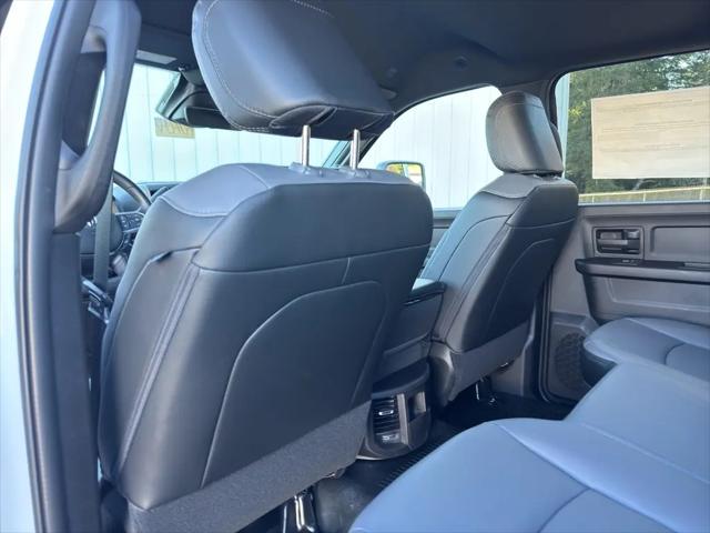 2026 Ram 3500 Tradesman Crew Cab 4x4 8' Box