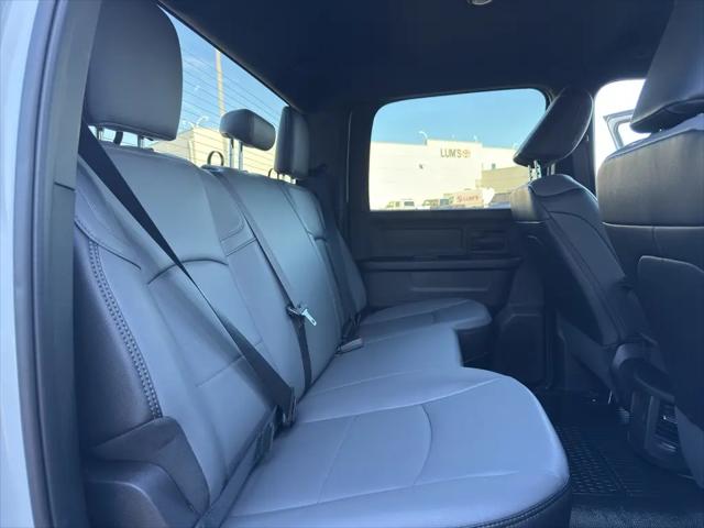 2026 Ram 3500 Tradesman Crew Cab 4x4 8' Box