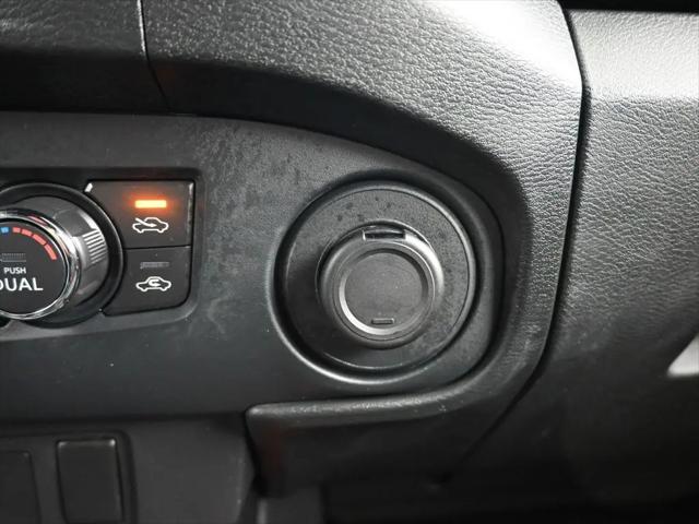 2022 Nissan Frontier Crew Cab PRO-4X 4x4