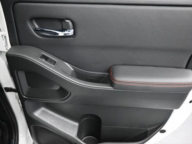 2022 Nissan Frontier Crew Cab PRO-4X 4x4