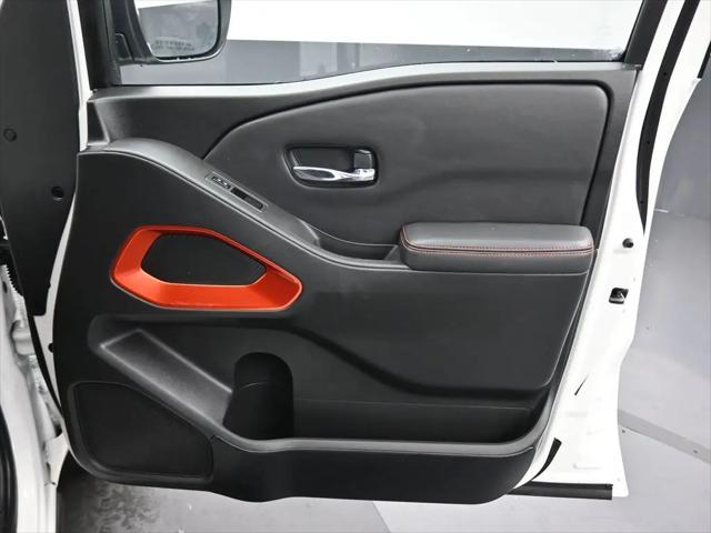 2022 Nissan Frontier Crew Cab PRO-4X 4x4
