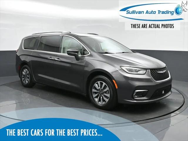 2021 Chrysler Pacifica Hybrid Touring L for sale in Norfolk, VA