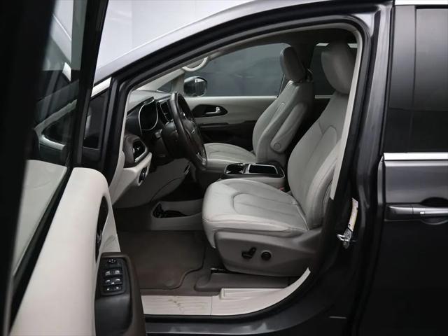 2021 Chrysler Pacifica Hybrid Touring L