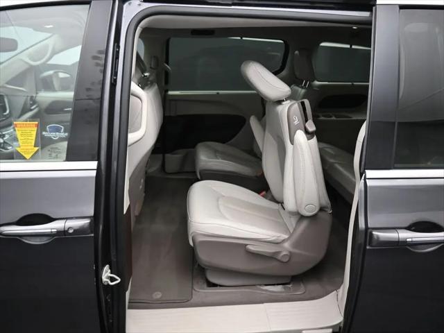 2021 Chrysler Pacifica Hybrid Touring L