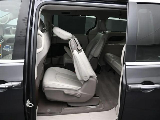 2021 Chrysler Pacifica Hybrid Touring L