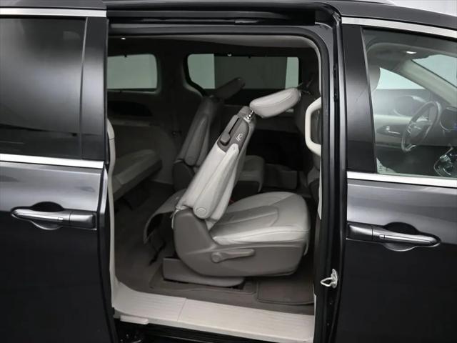 2021 Chrysler Pacifica Hybrid Touring L