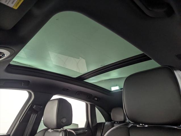 2025 Porsche Macan Unknown