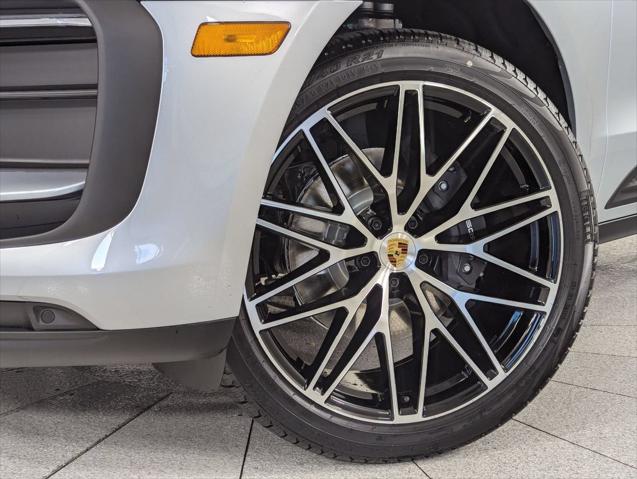 2026 Porsche Macan Unknown