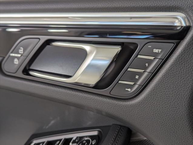 2026 Porsche Macan Unknown
