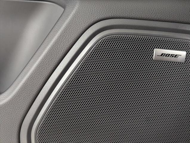 2026 Porsche Macan Unknown