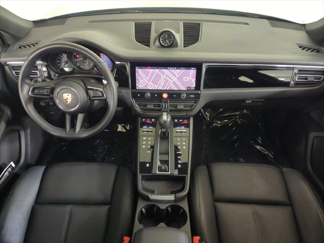 2026 Porsche Macan Unknown