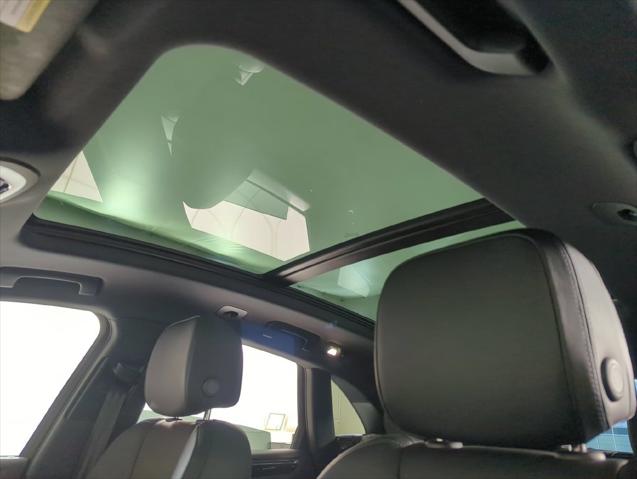 2026 Porsche Macan Unknown
