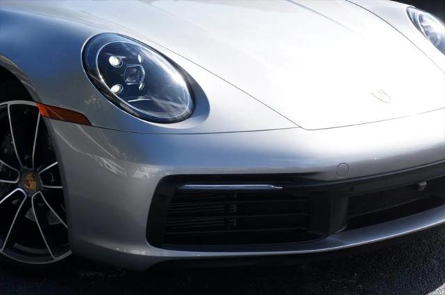 2022 Porsche 911 Carrera 4