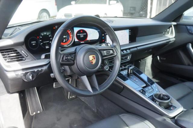 2022 Porsche 911 Carrera 4