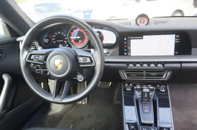 2022 Porsche 911 Carrera 4